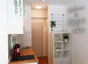 Happy Vibes apartment, charming & with free parking